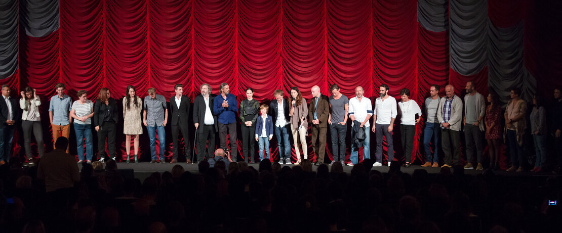 Wien-Premiere_Die_beste_aller_Welten_12_Team